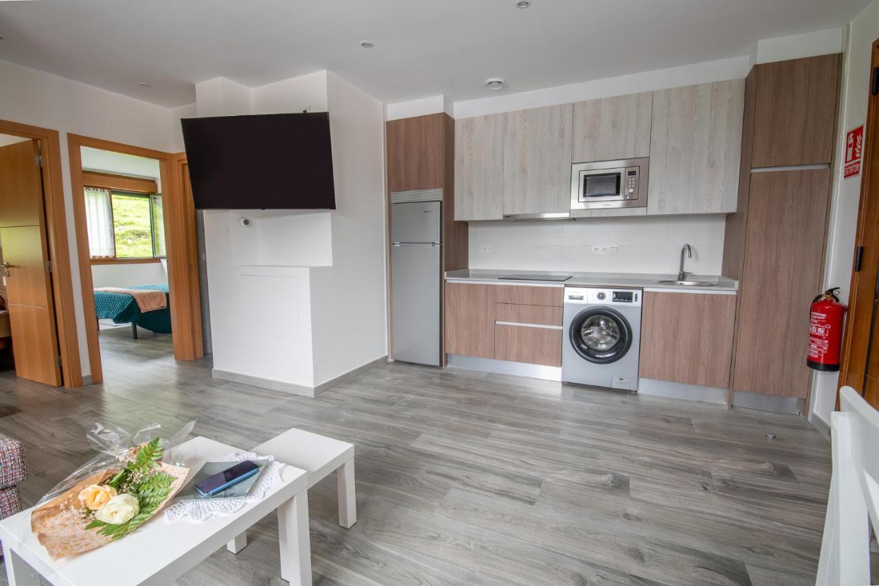 Apartamentos Spa Las Caldas Y Spa El Balneario Oviedo Bagian luar foto