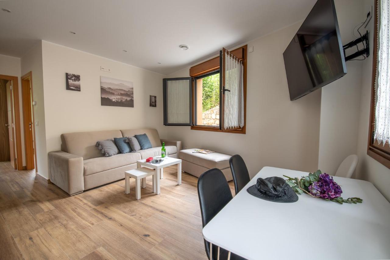 Apartamentos Spa Las Caldas Y Spa El Balneario Oviedo Bagian luar foto
