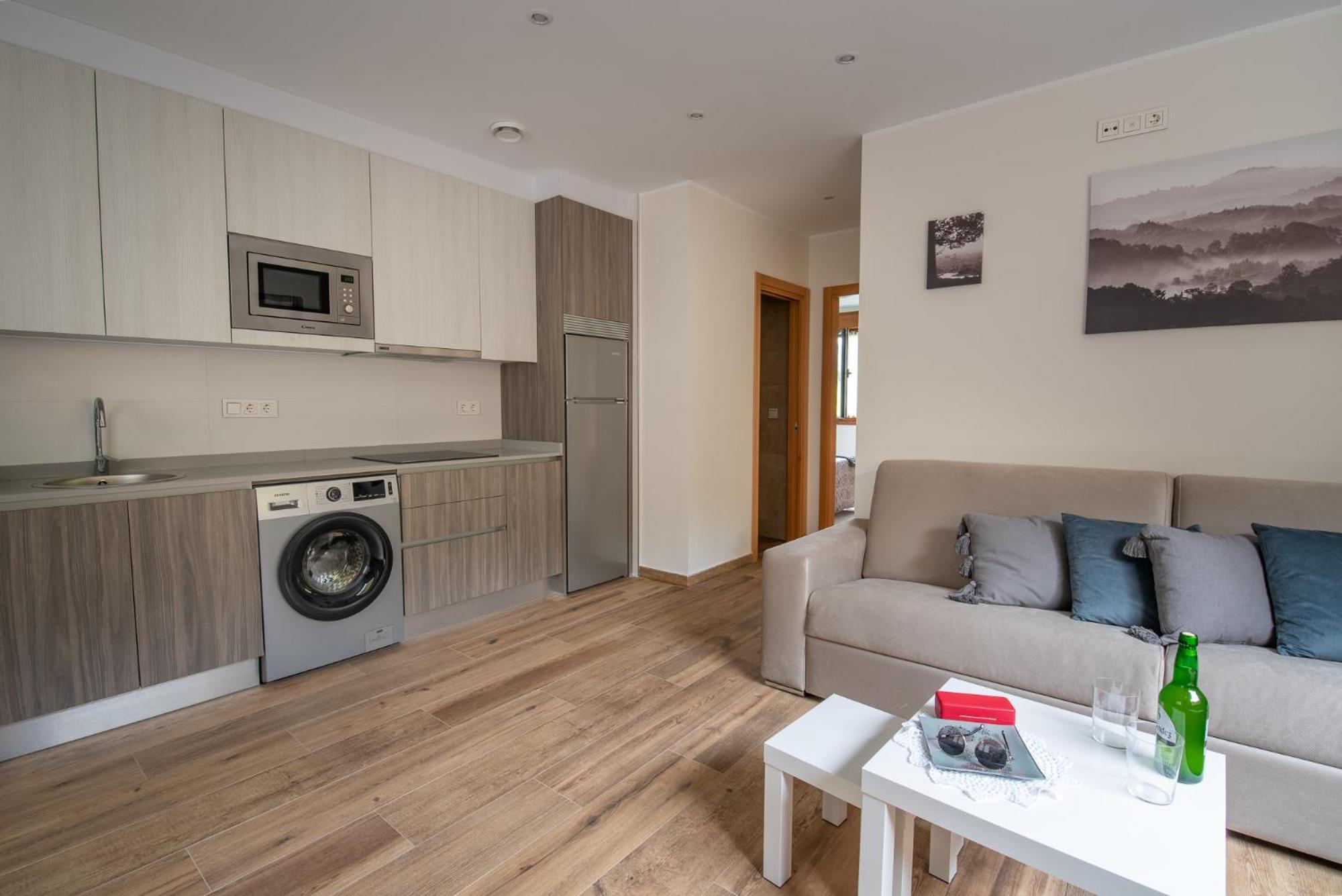 Apartamentos Spa Las Caldas Y Spa El Balneario Oviedo Bagian luar foto